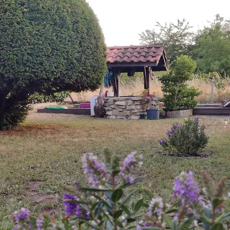 D'hote Minutes Away From Bordeaux Centre Bed and breakfast Blanquefort (Gironde)