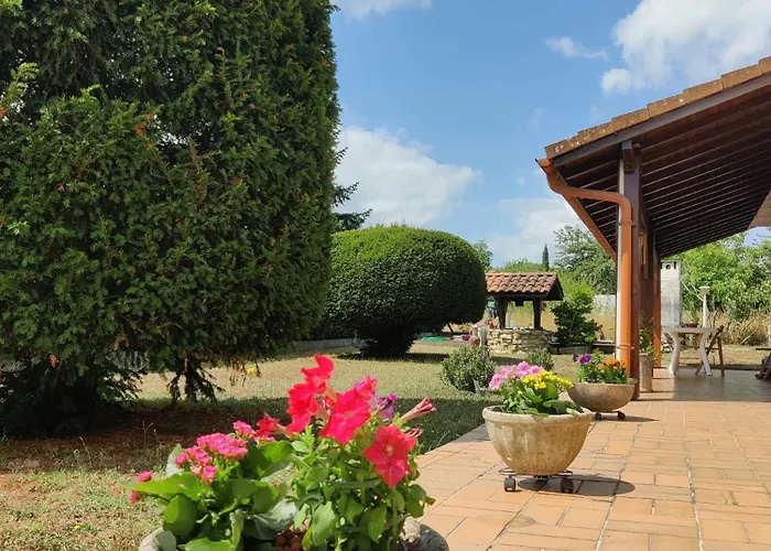D'hote Minutes Away From Bordeaux Centre فندق مبيت وإفطار *