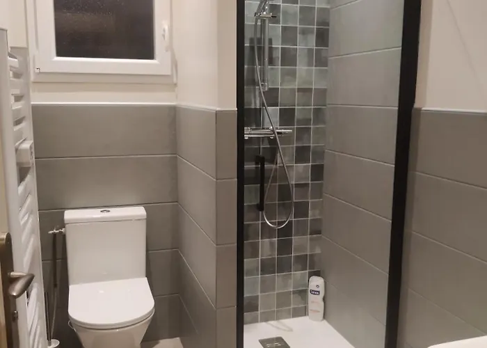 D'hote Minutes Away From Bordeaux Centre ベッド・アンド・ブレックファスト *